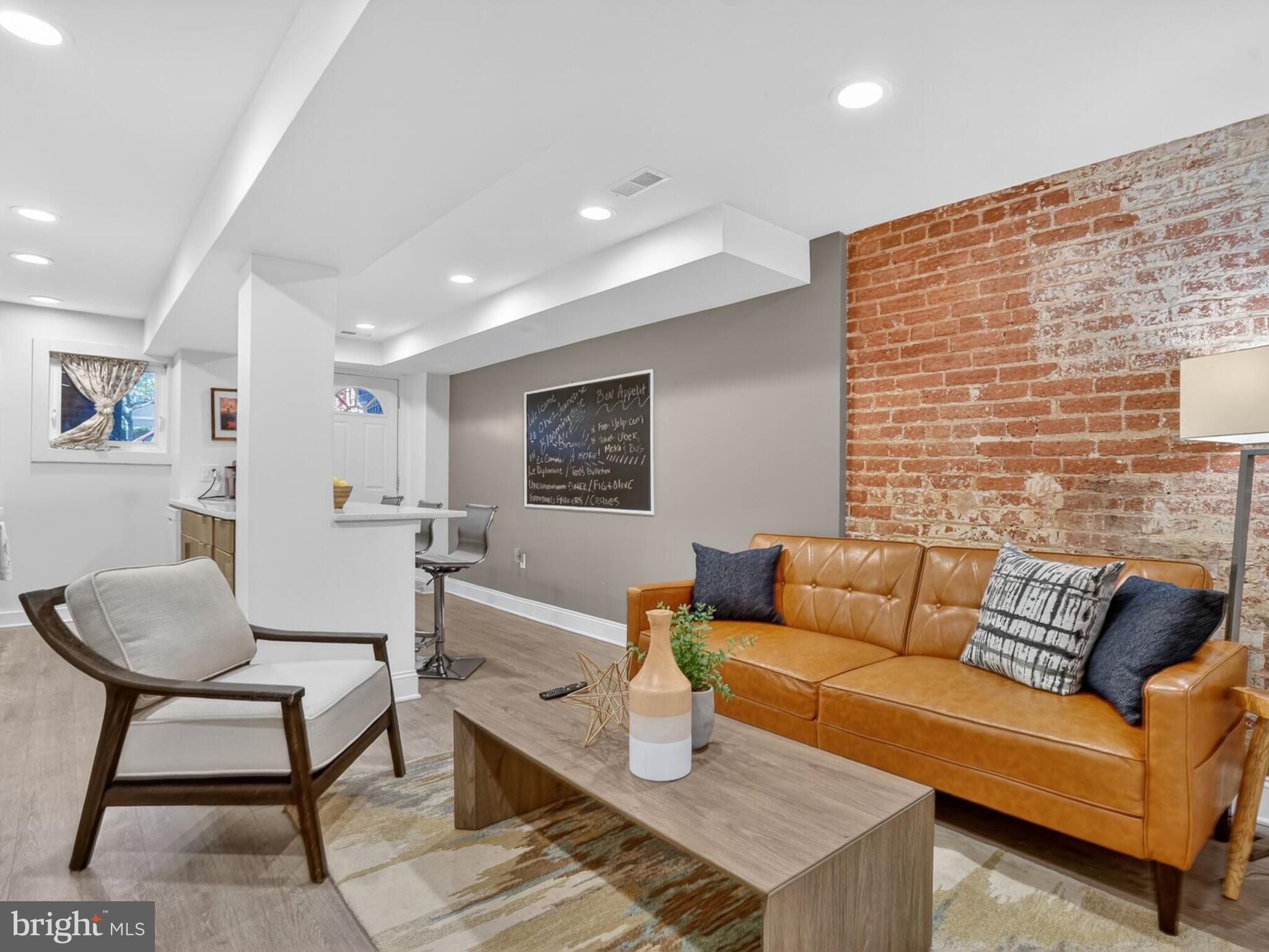 147 RHODE ISLAND AVENUE NW