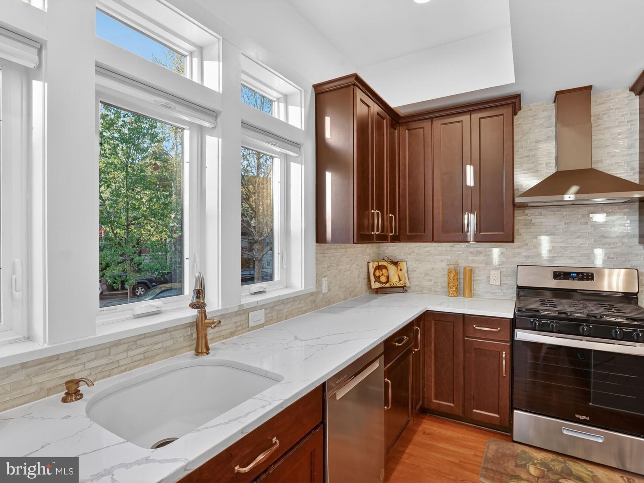 147 RHODE ISLAND AVENUE NW