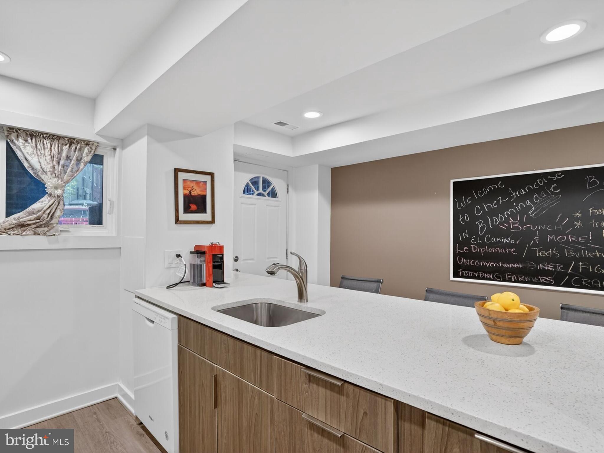 147 RHODE ISLAND AVENUE NW