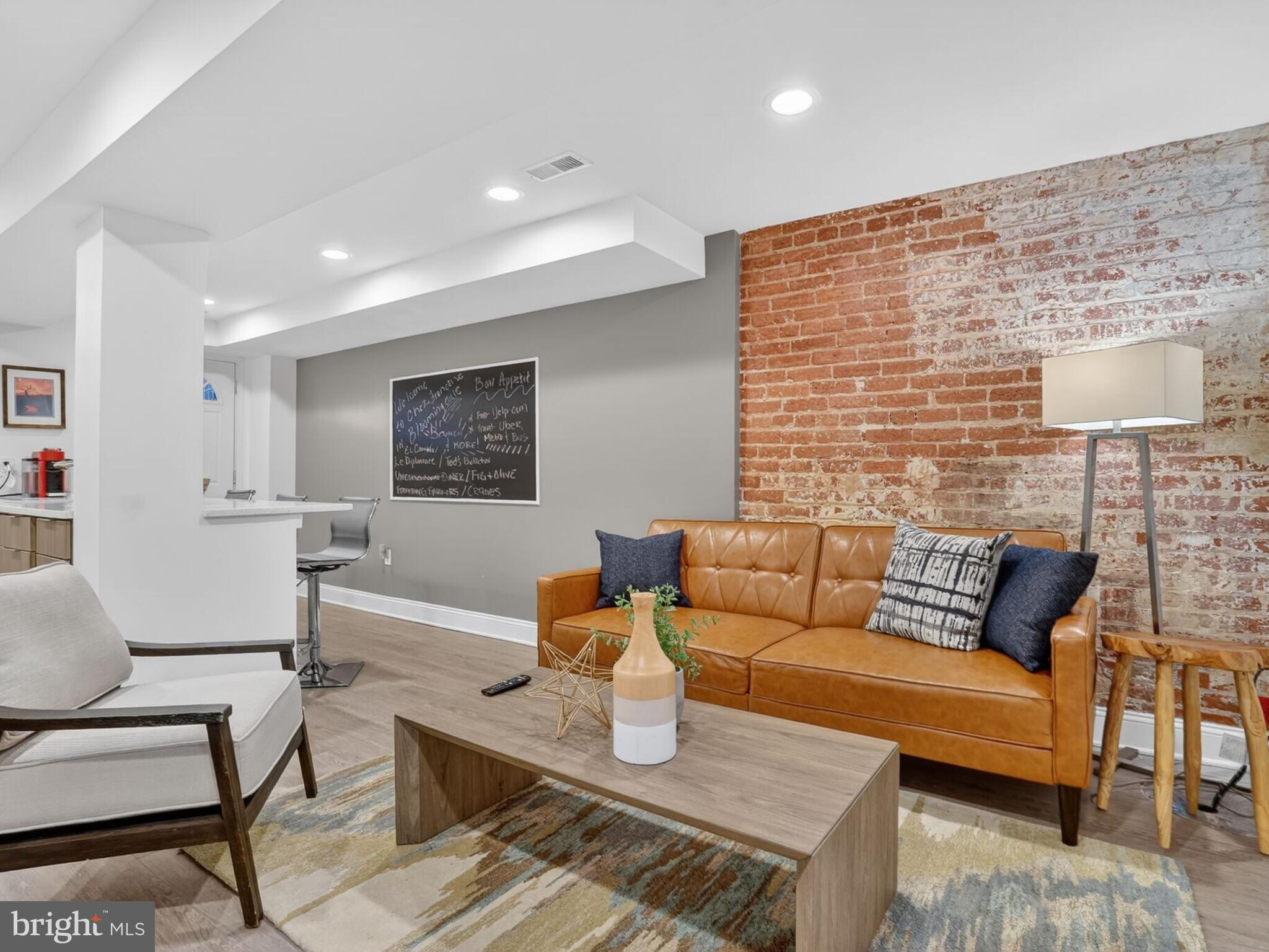 147 RHODE ISLAND AVENUE NW