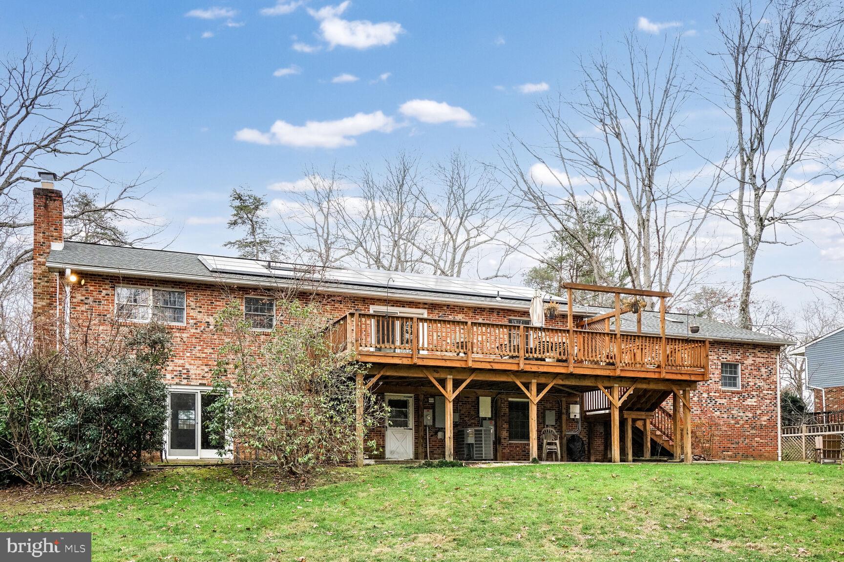 8104 Crestridge Rd