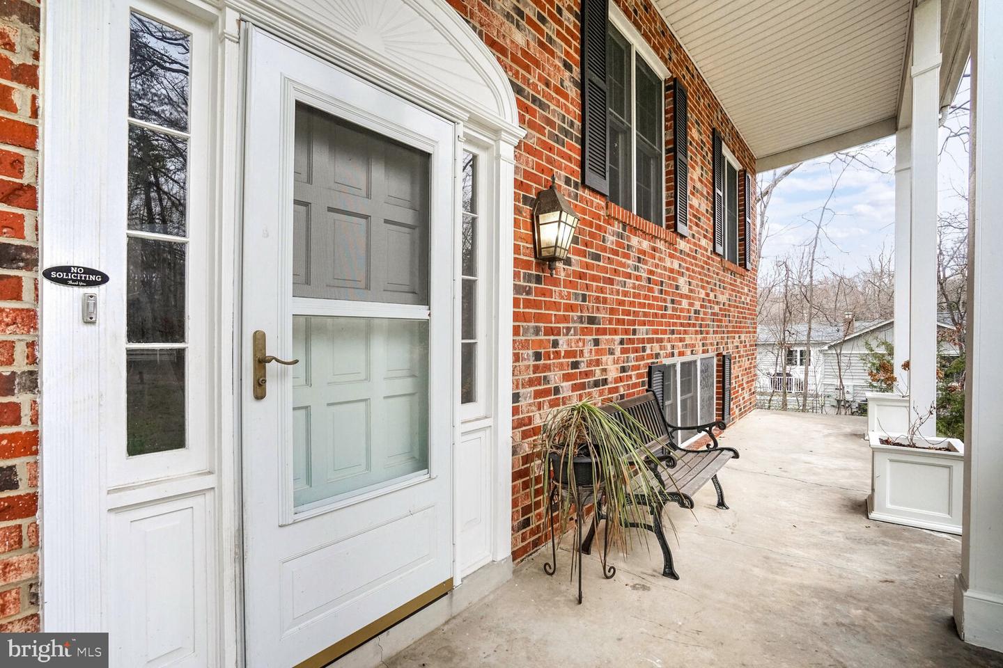 8104 Crestridge Rd