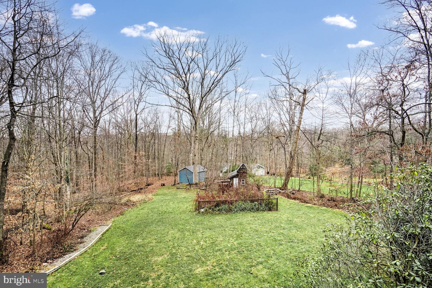 8104 Crestridge Rd