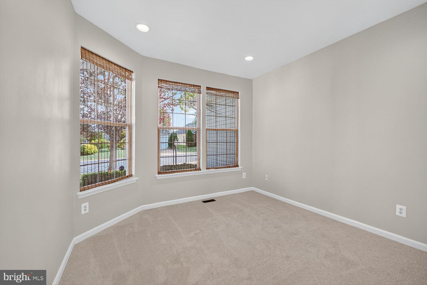 16837 FOUR SEASONS DRIVE