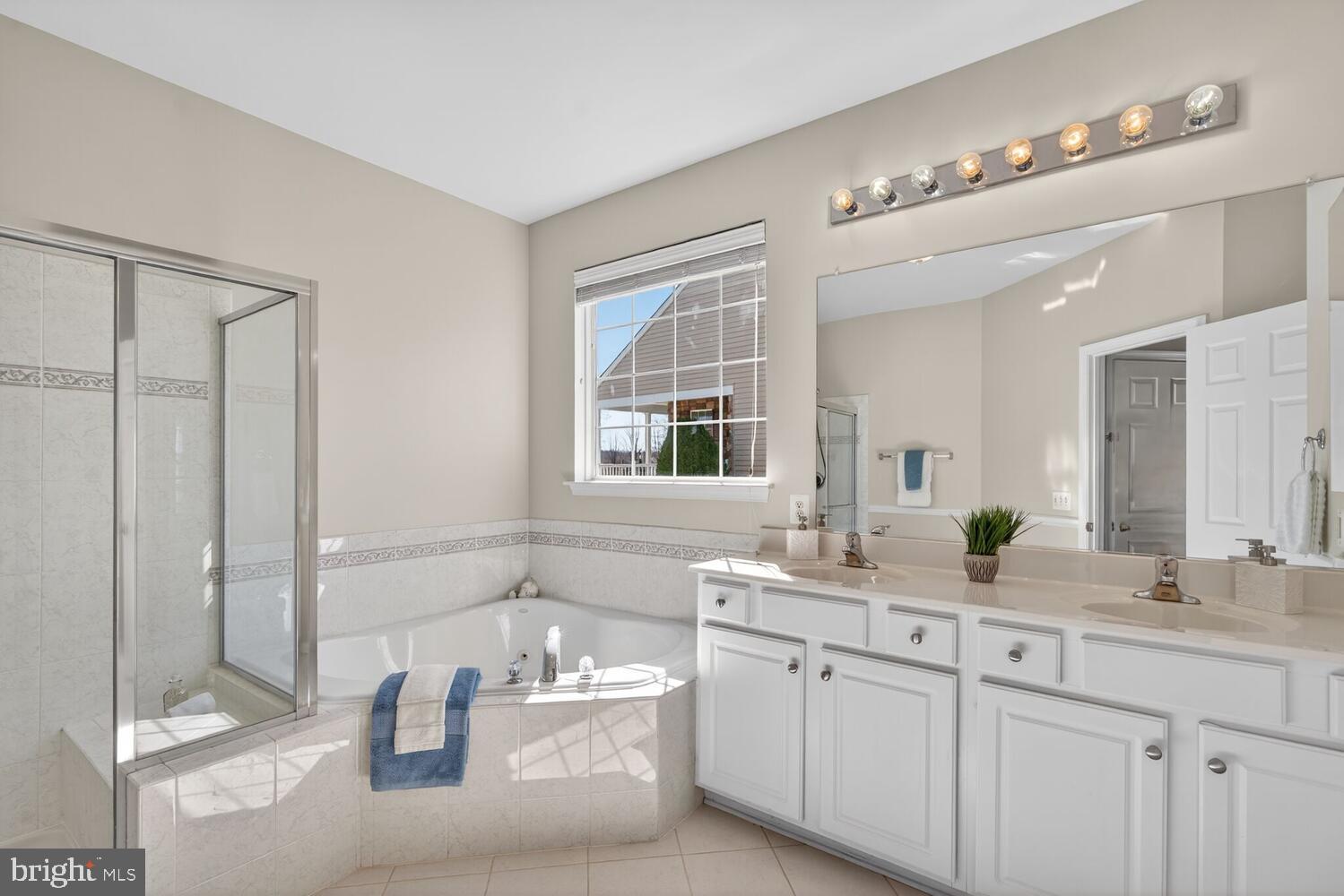 16837 FOUR SEASONS DRIVE