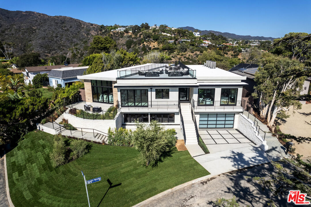 286 Quadro Vecchio Dr