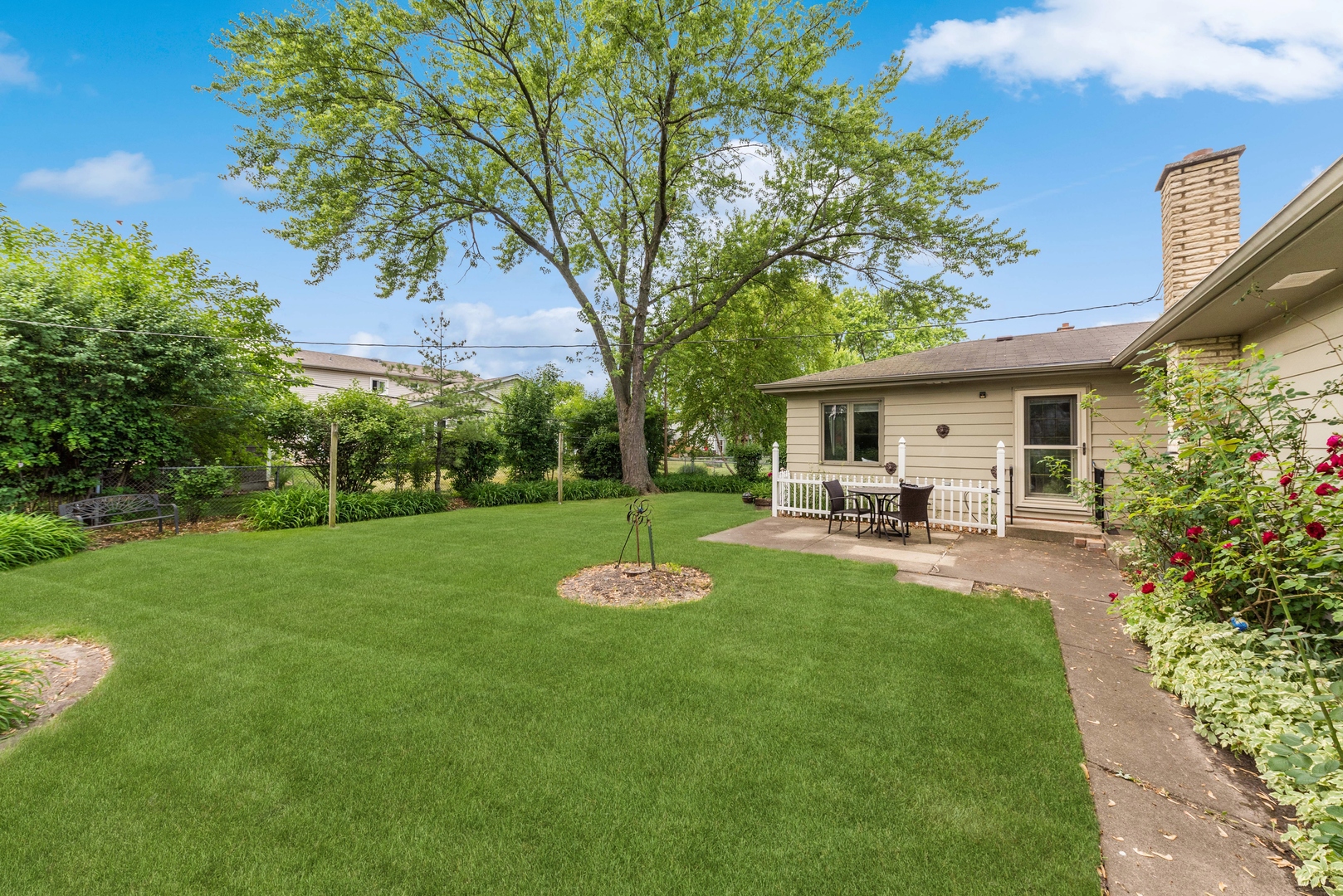 311 E Knob Hill Drive