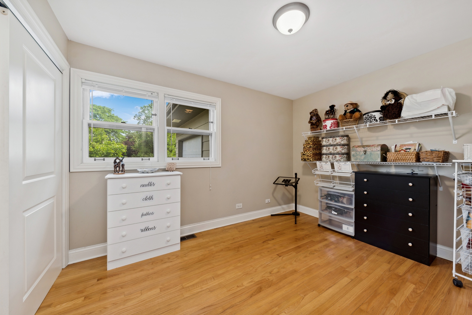 311 E Knob Hill Drive