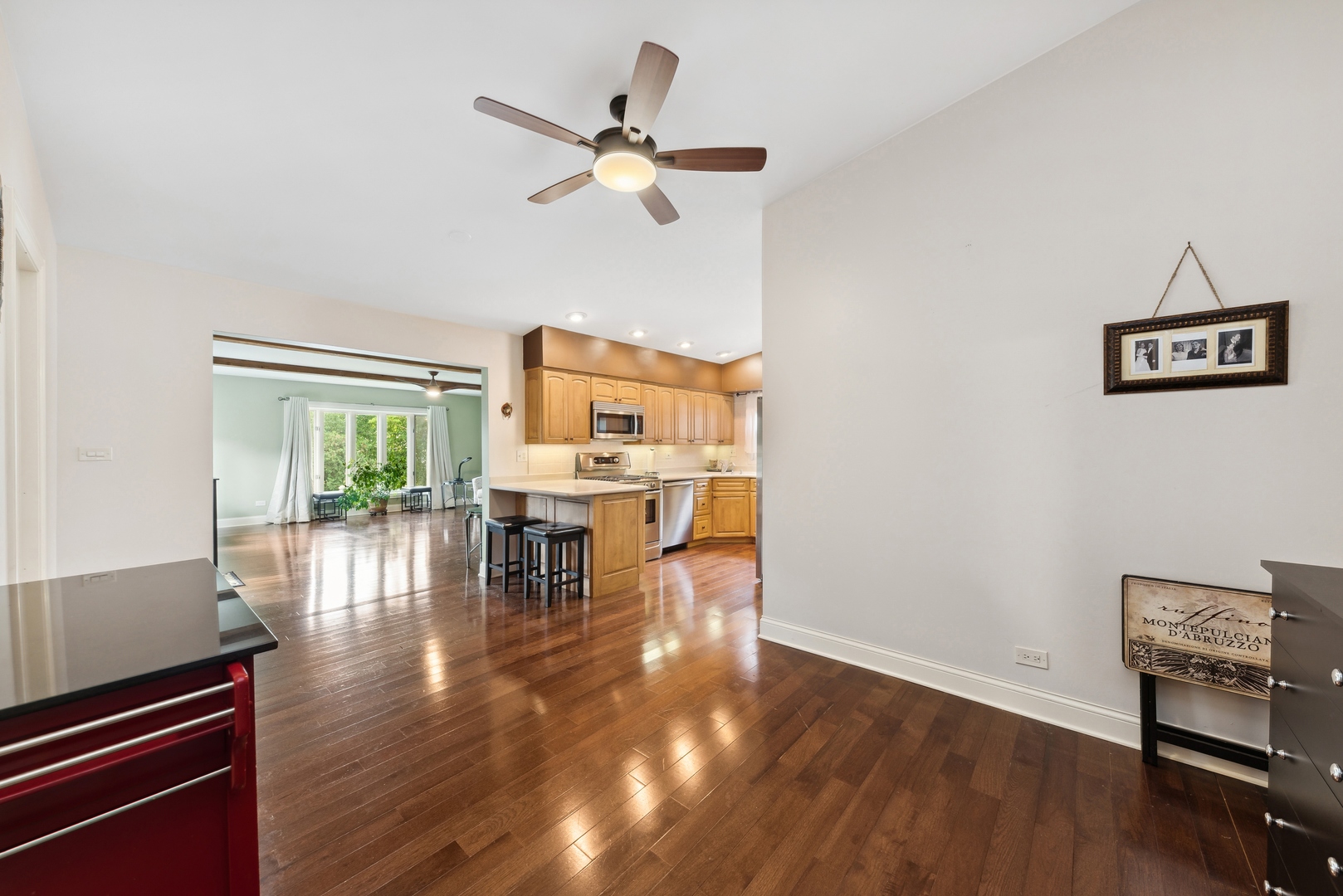 311 E Knob Hill Drive