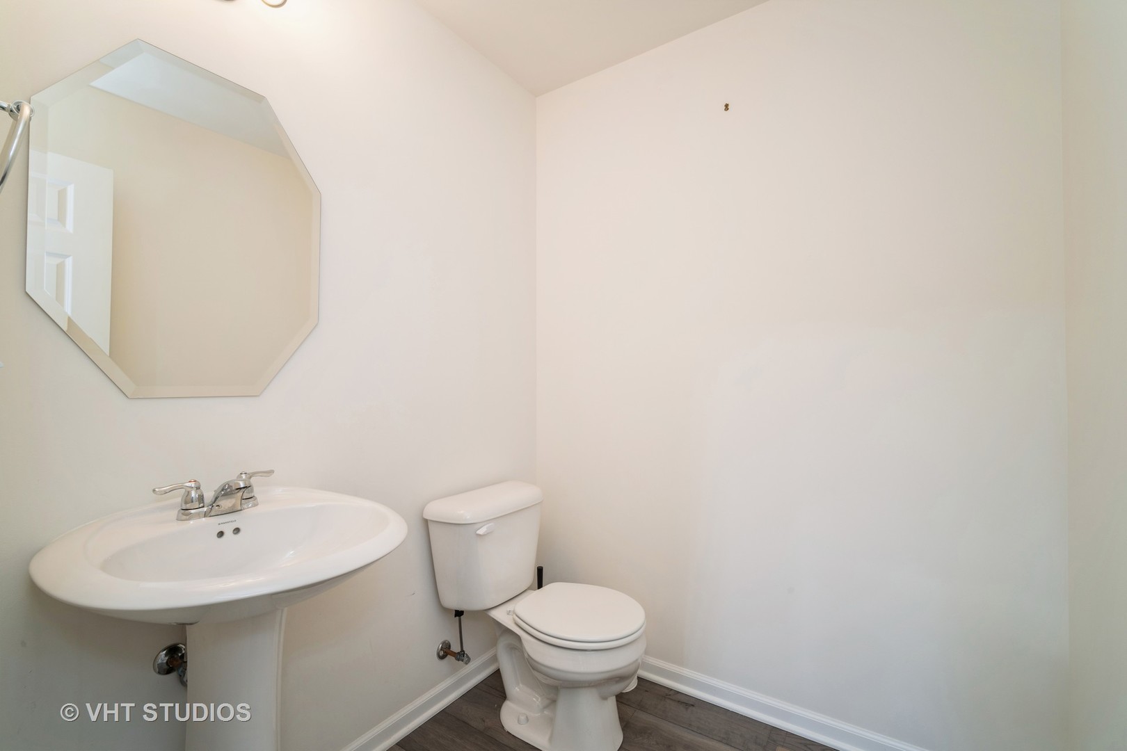 1904 Kingsley Circle