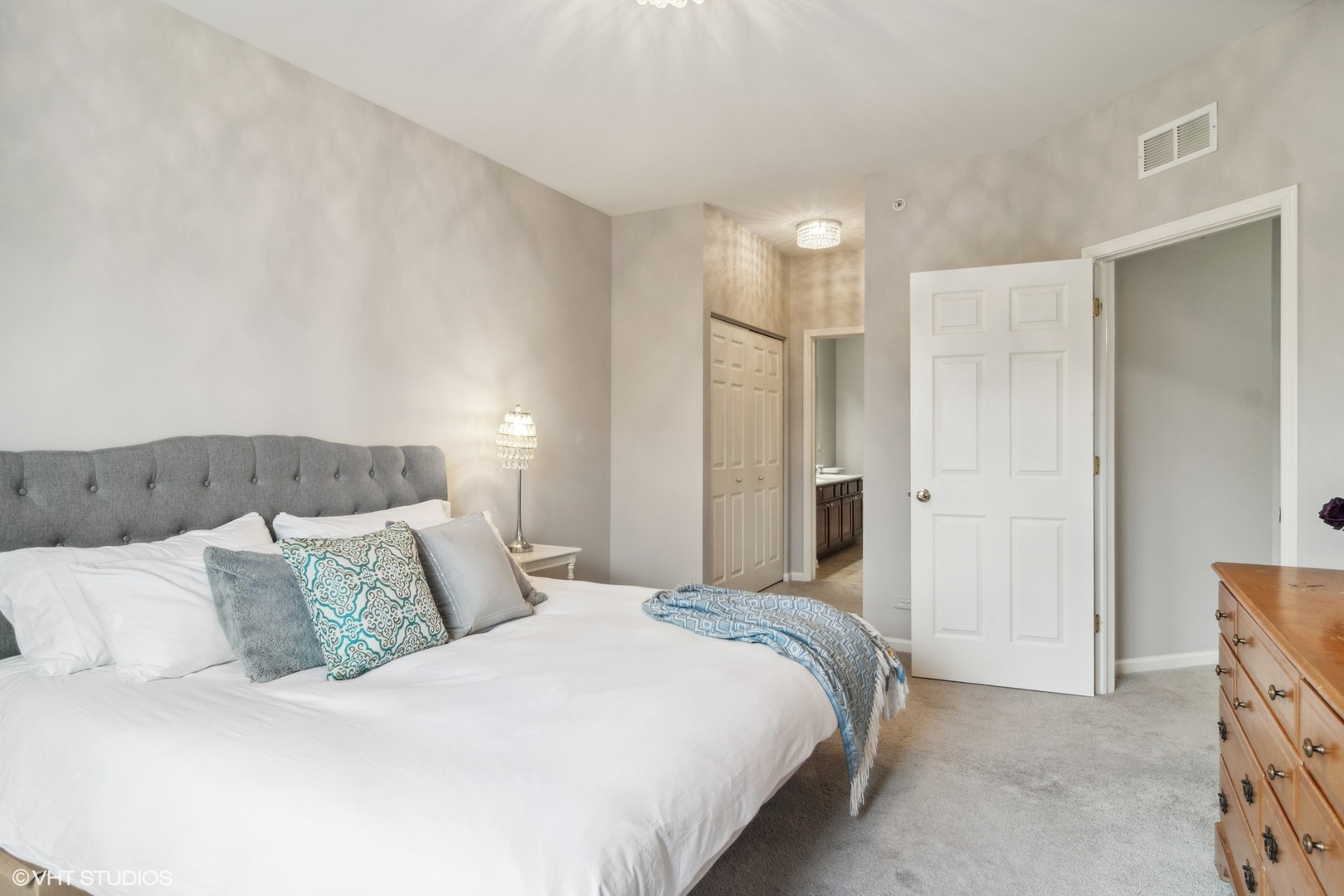240 Rosehall Drive Unit: 210