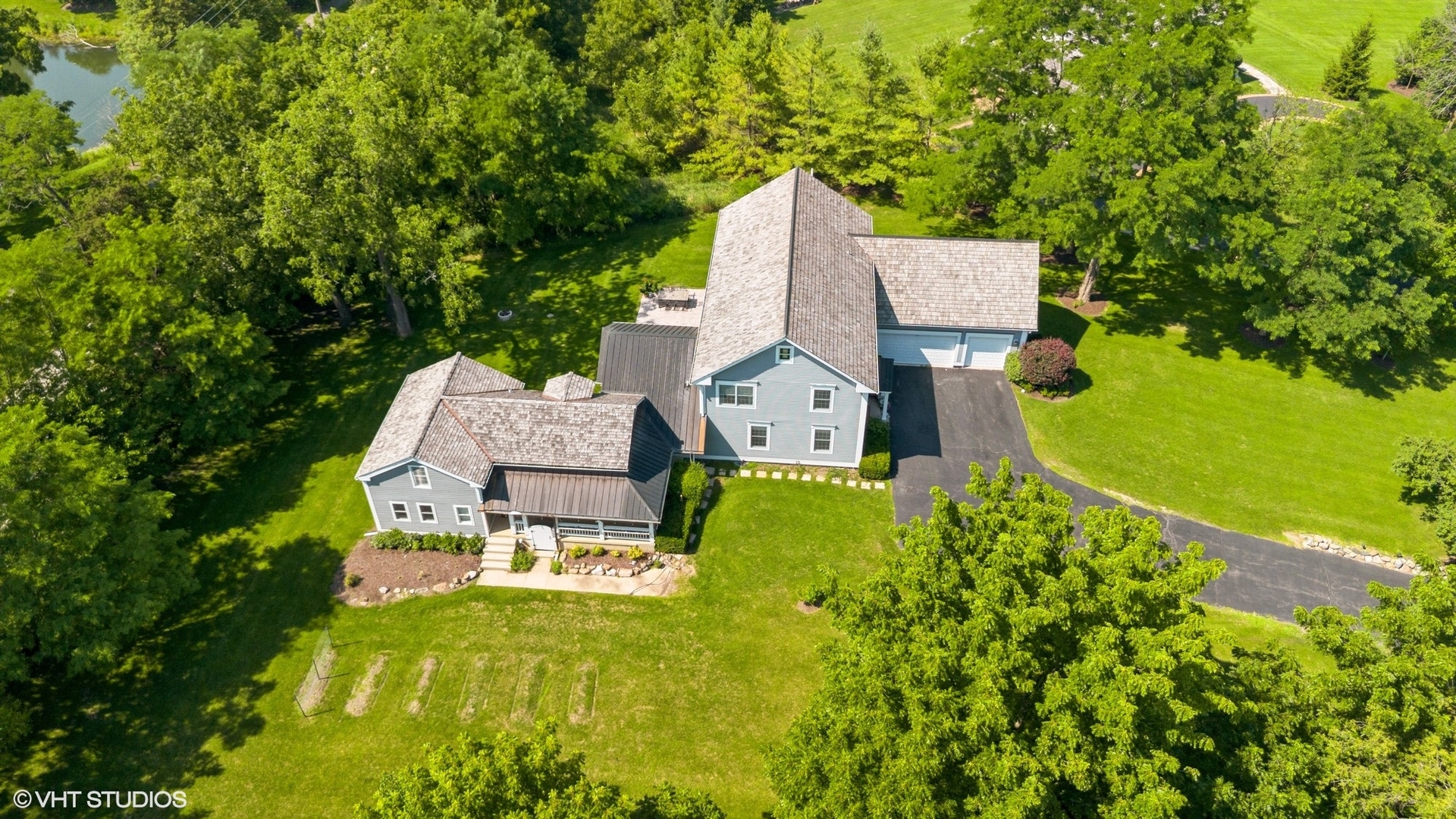 3943 Lakeview Court