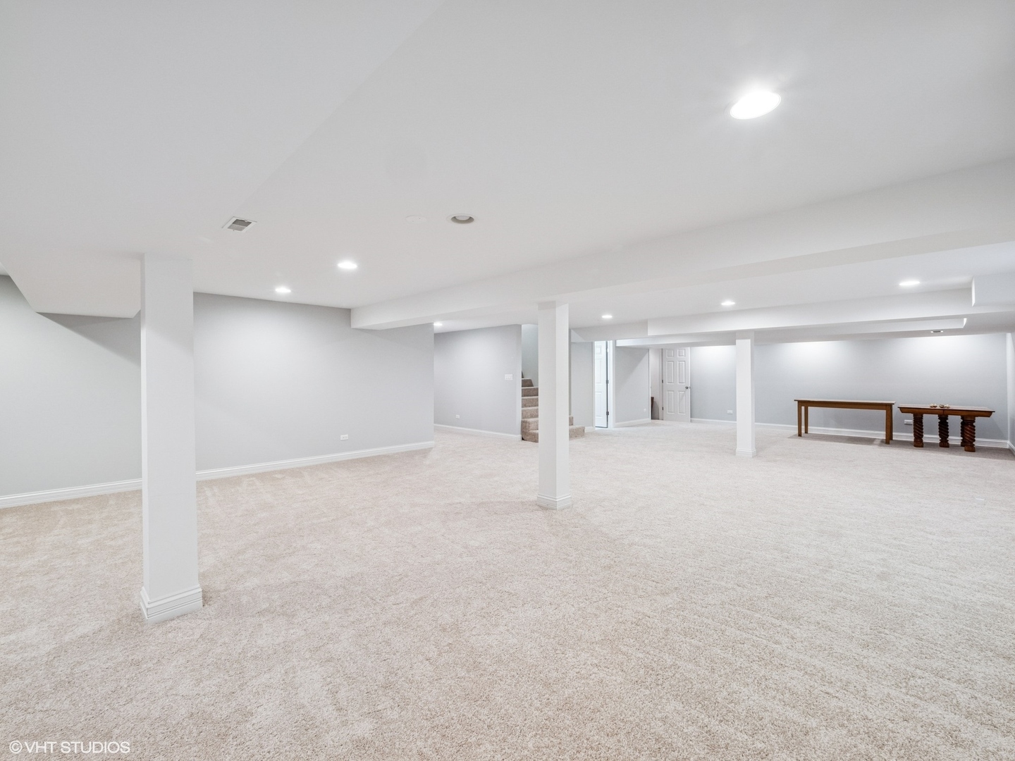 3943 Lakeview Court