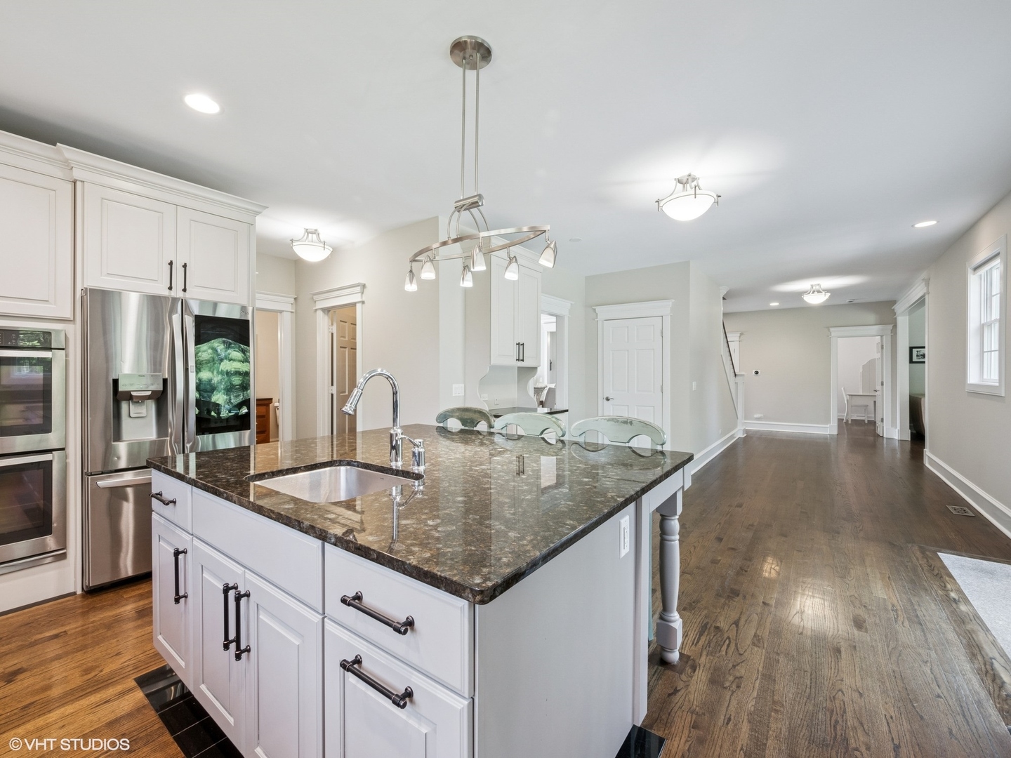 3943 Lakeview Court