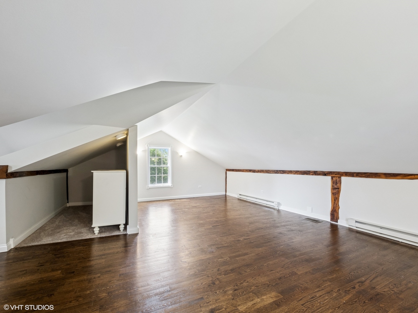 3943 Lakeview Court