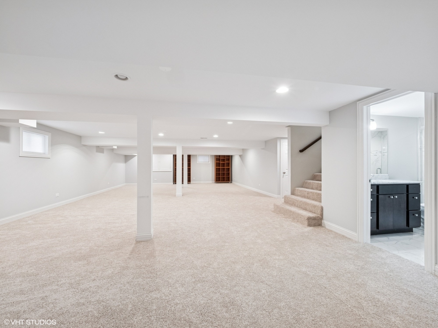 3943 Lakeview Court