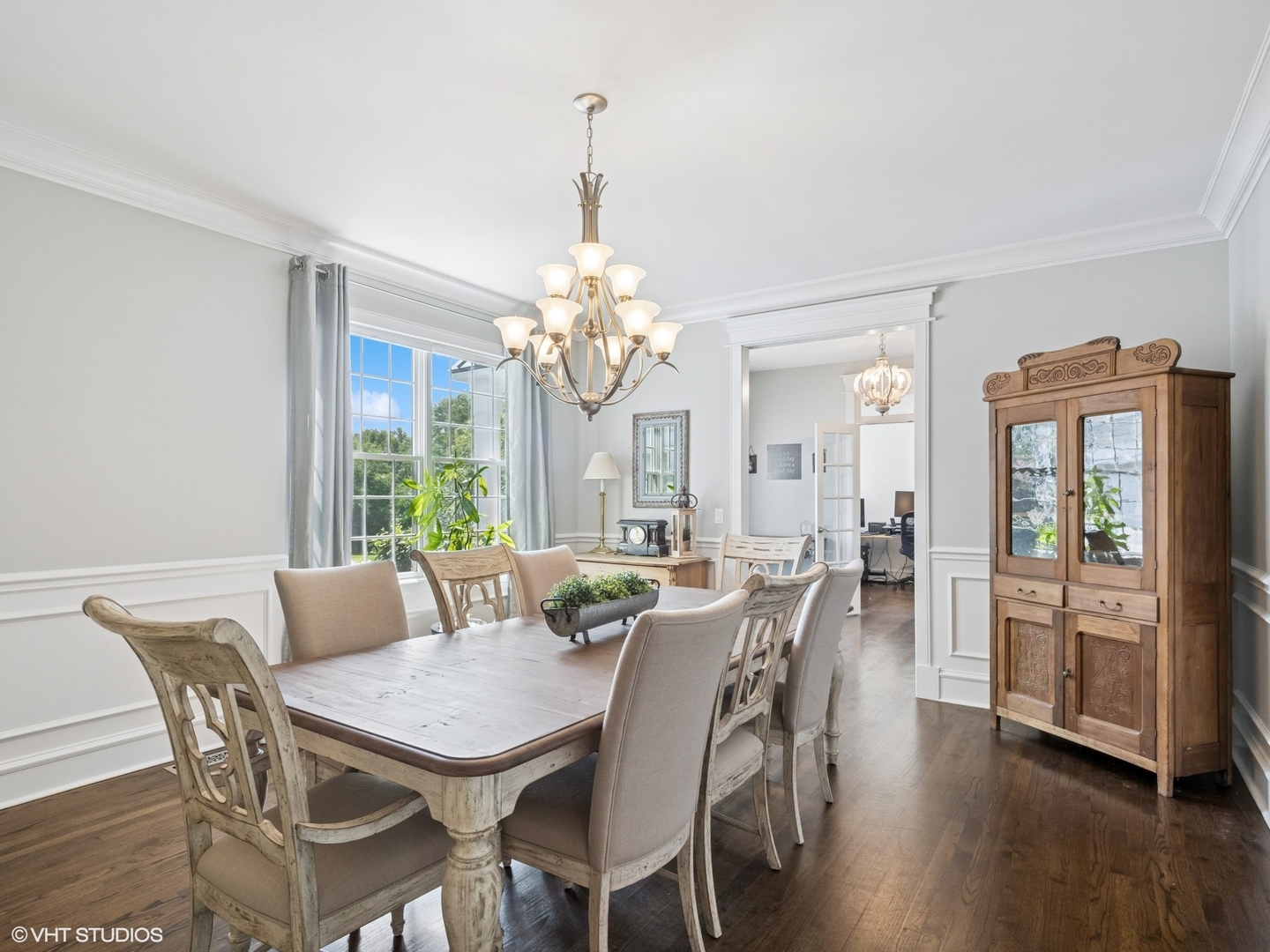 3943 Lakeview Court