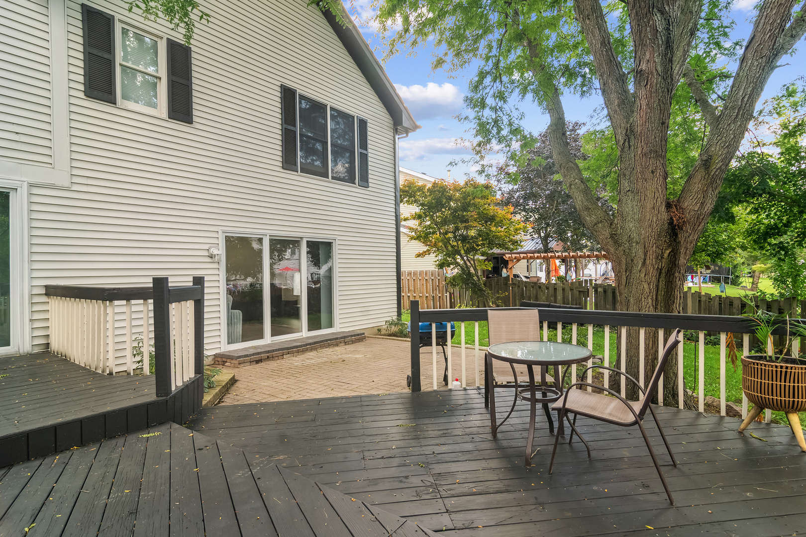 700 Fairfield Lane