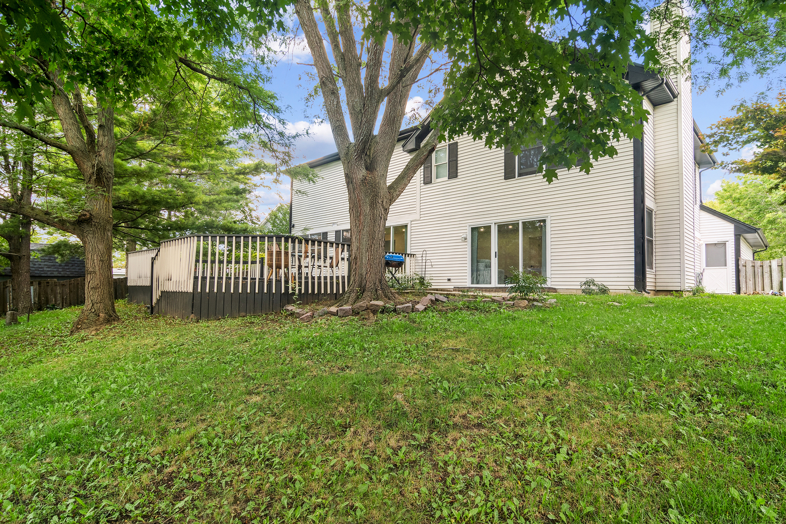 700 Fairfield Lane