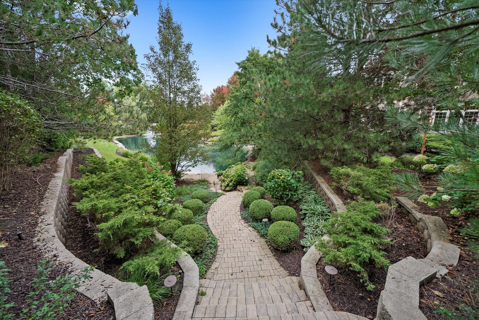 80 Geneva Court