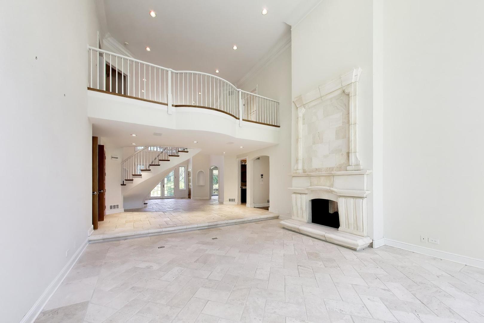 148 N Ahwahnee Road