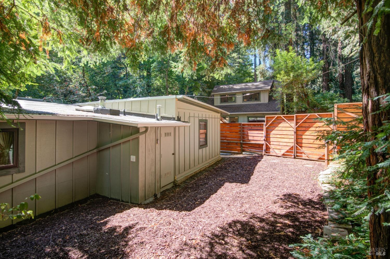 7391 Sir Francis Drake Blvd