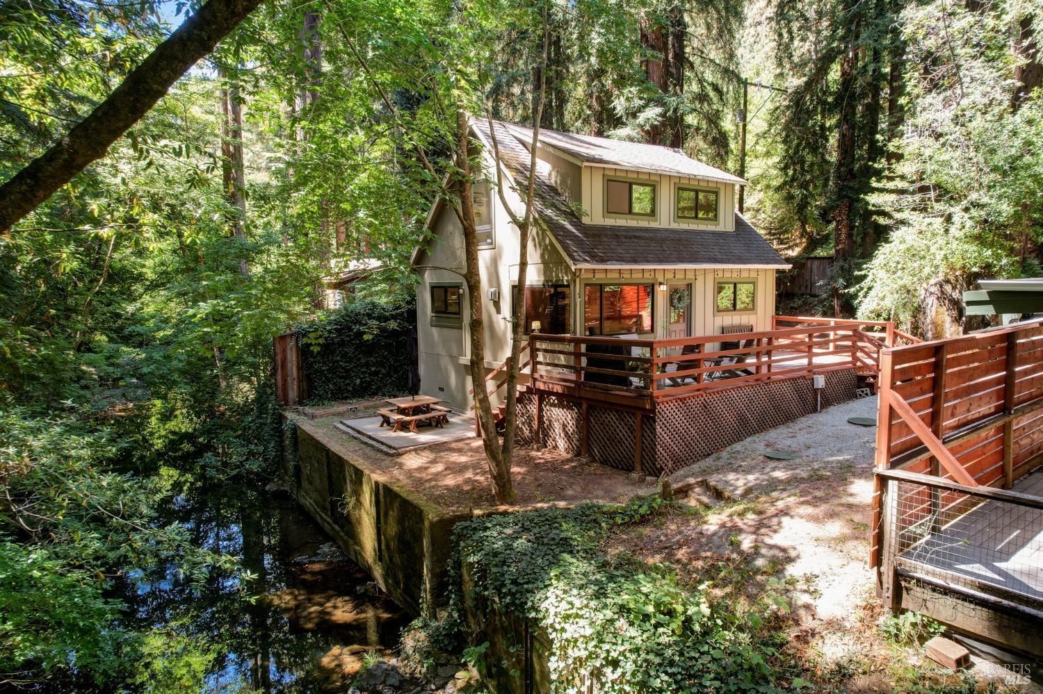 7391 Sir Francis Drake Blvd