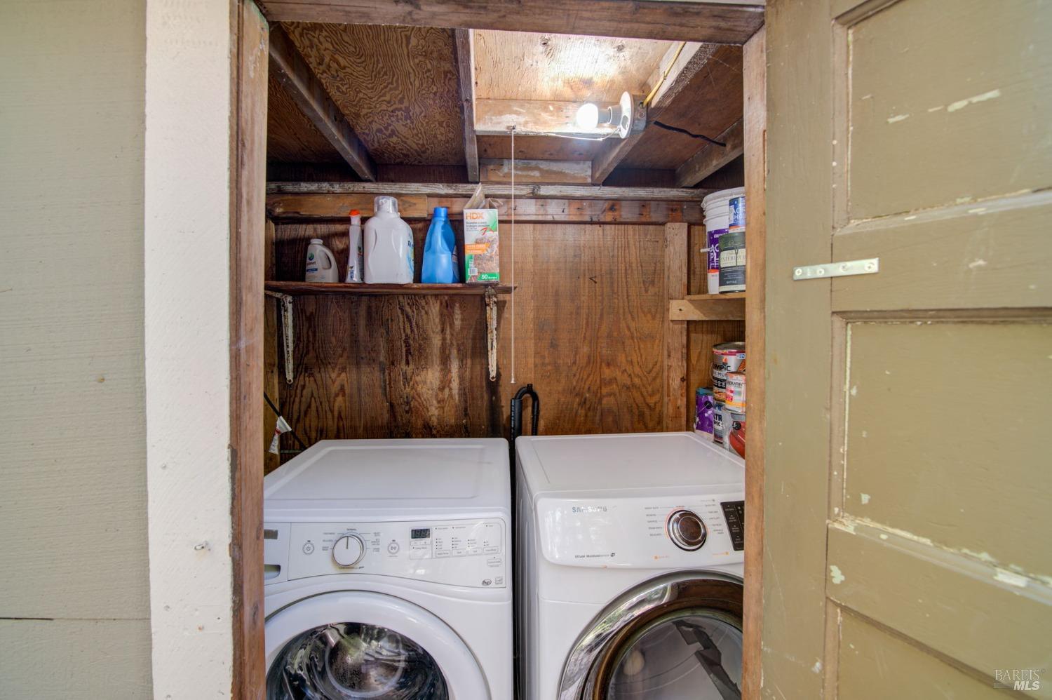 7391 Sir Francis Drake Blvd