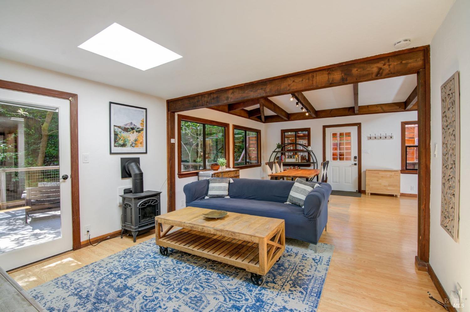 7391 Sir Francis Drake Blvd