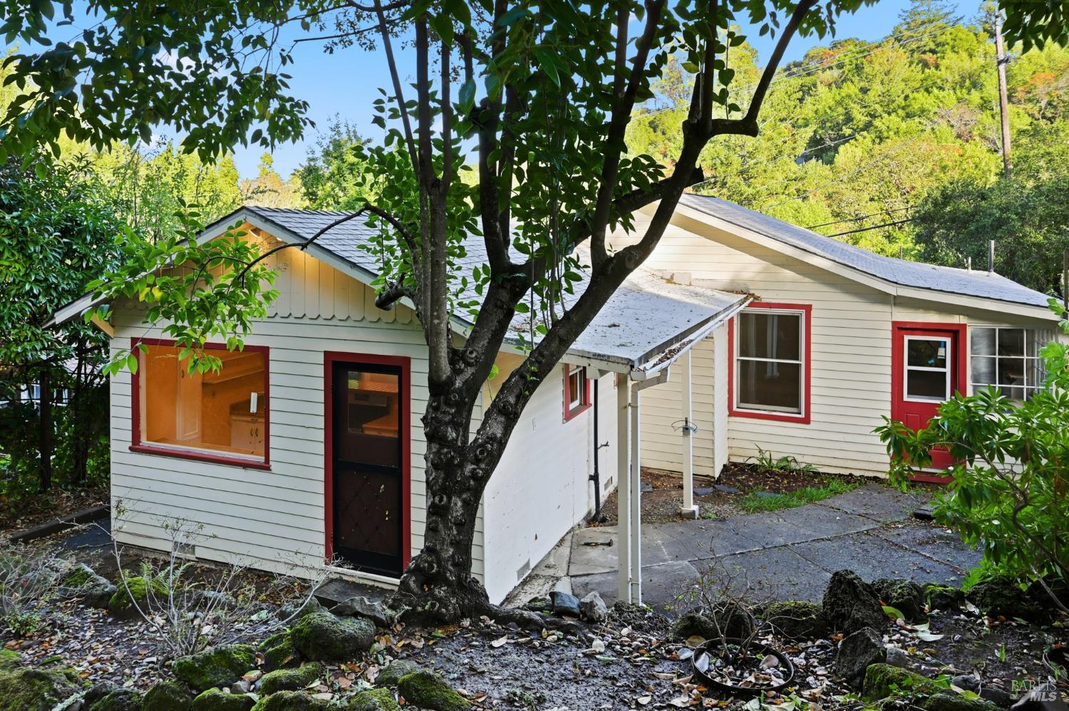 200 Cascade Drive