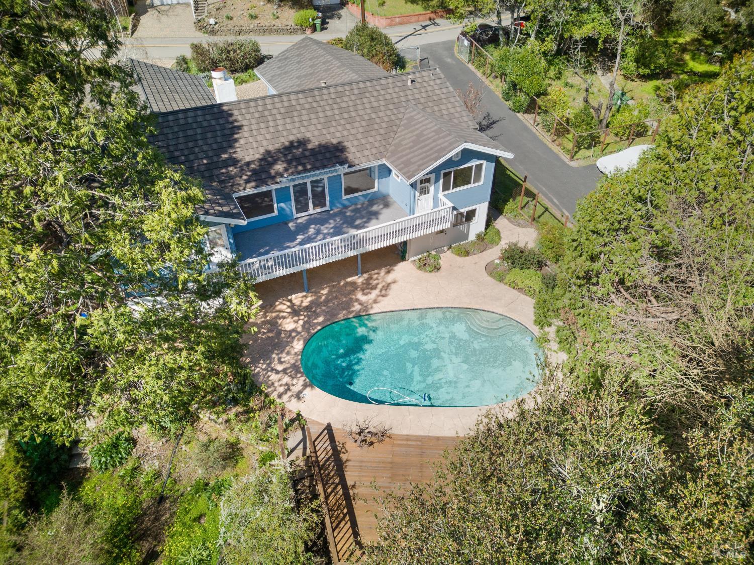 285 Cascade Drive