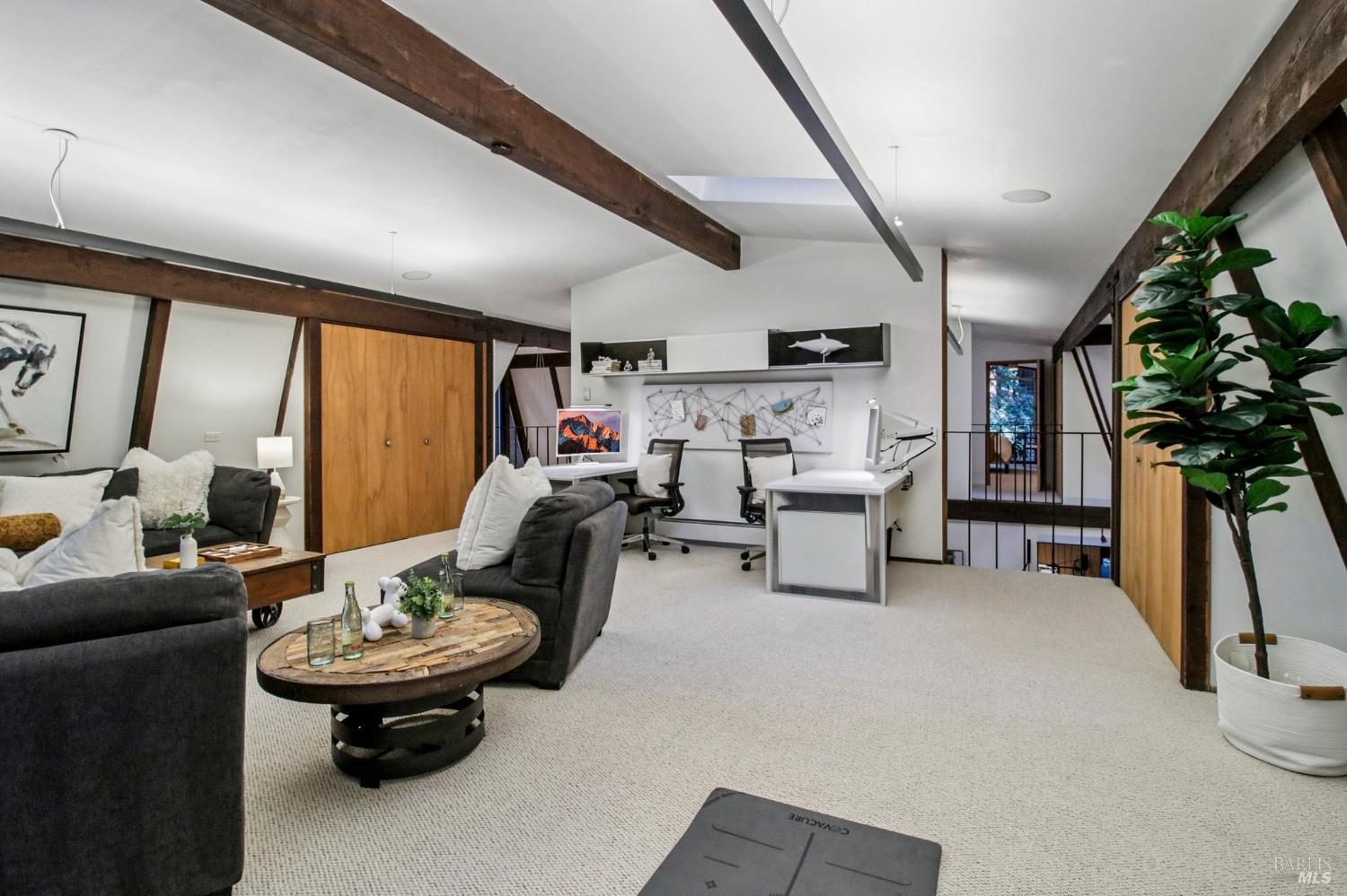 391 San Geronimo Valley Drive