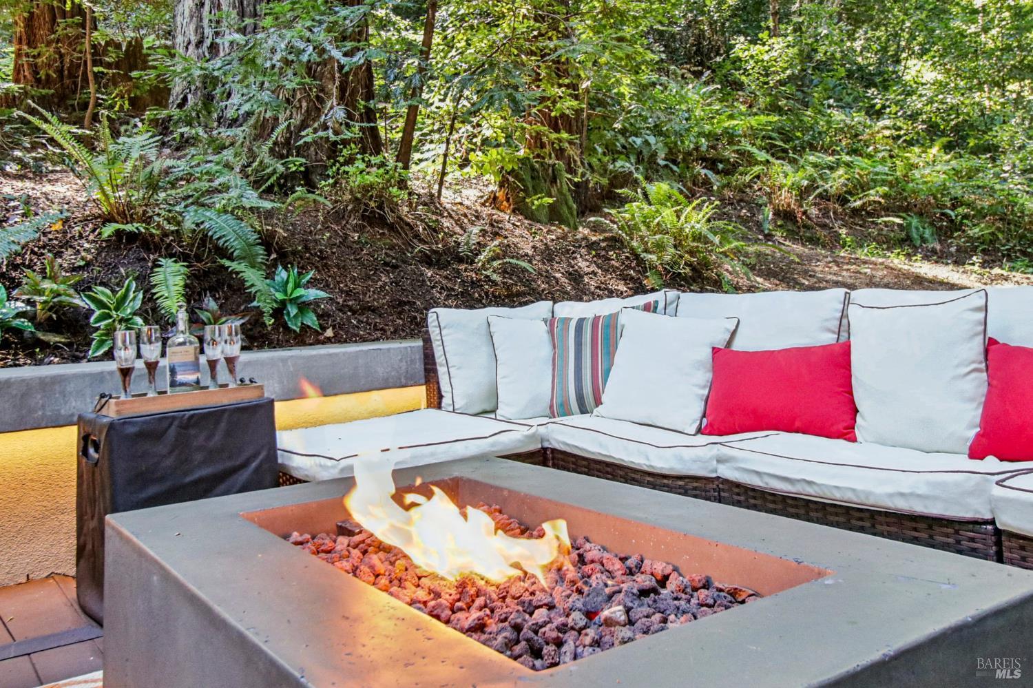 391 San Geronimo Valley Drive