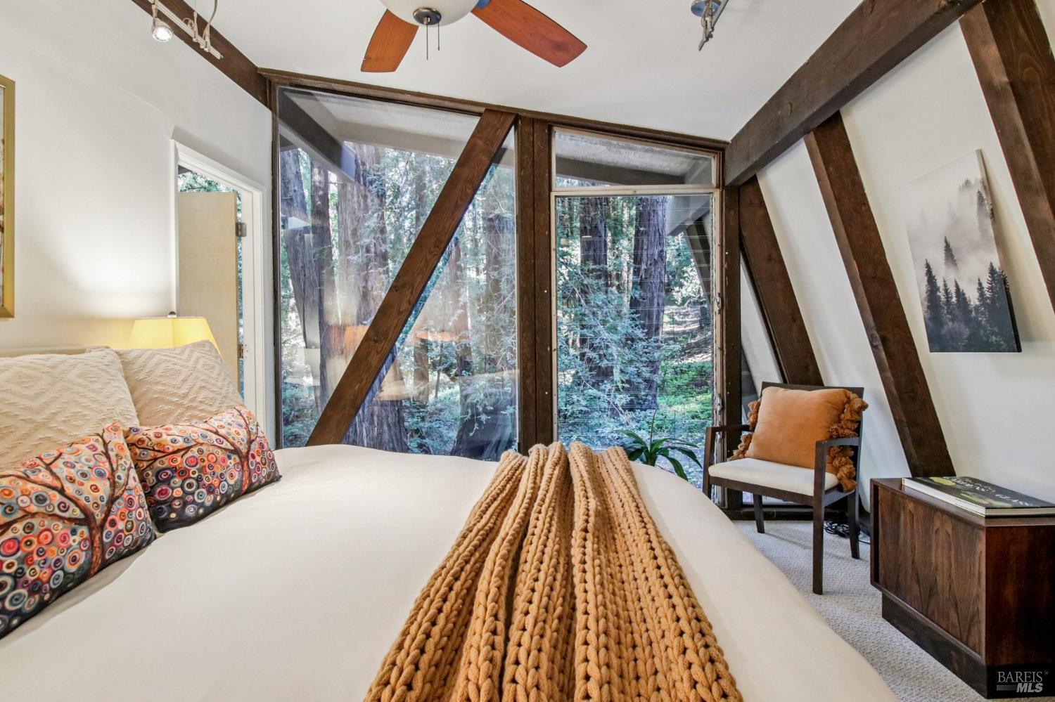 391 San Geronimo Valley Drive