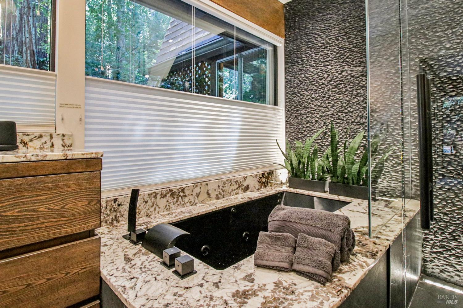 391 San Geronimo Valley Drive