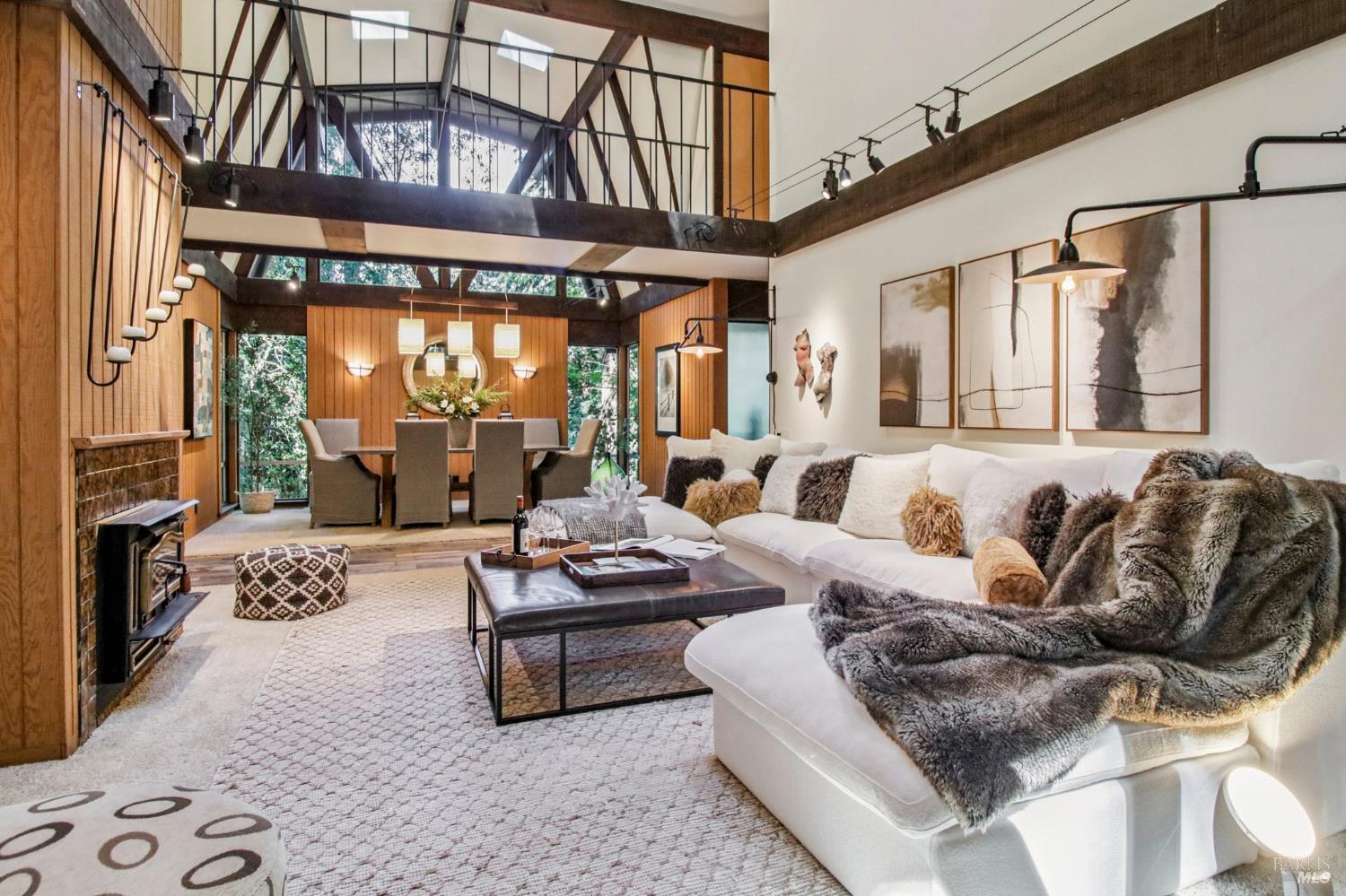 391 San Geronimo Valley Drive