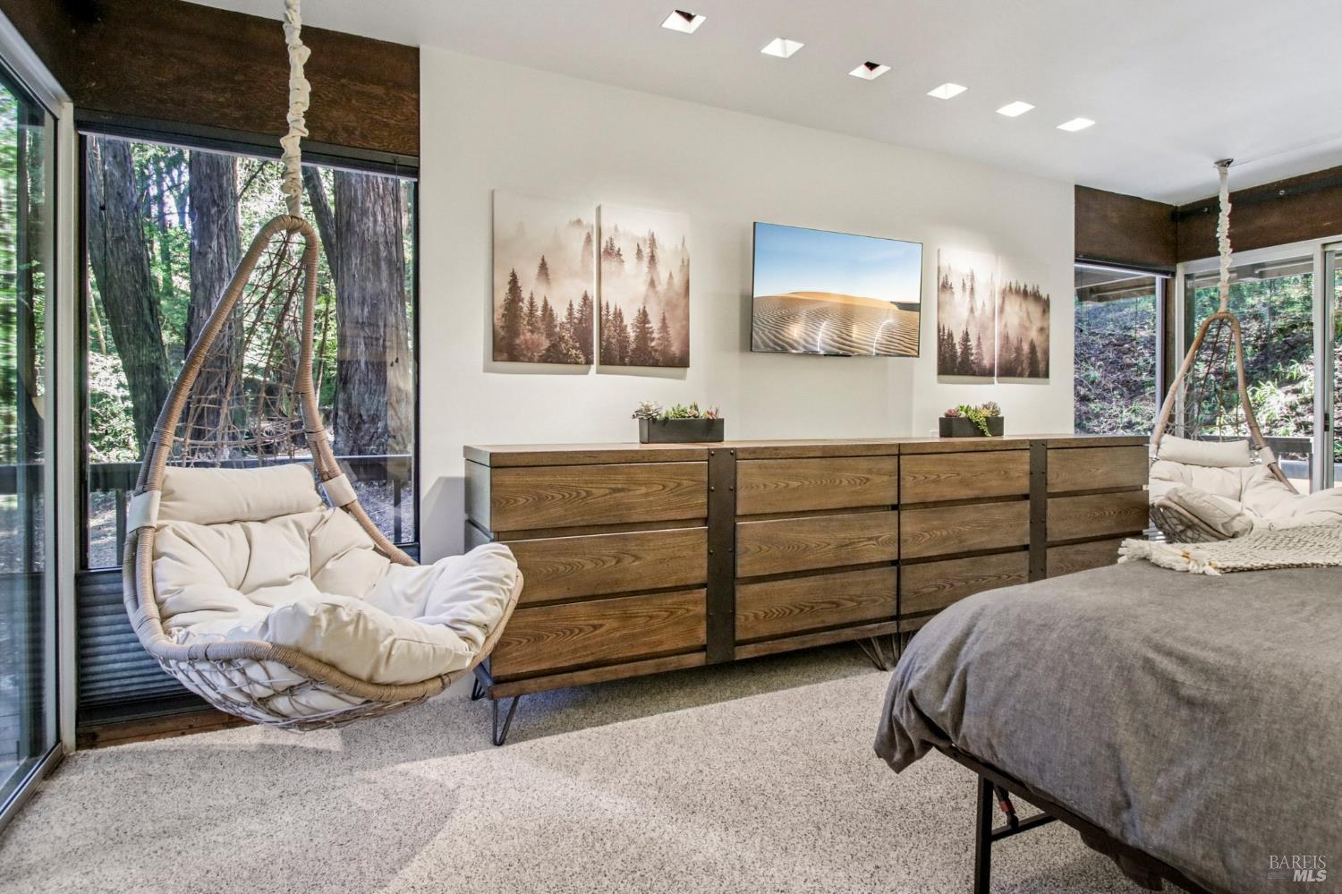 391 San Geronimo Valley Drive