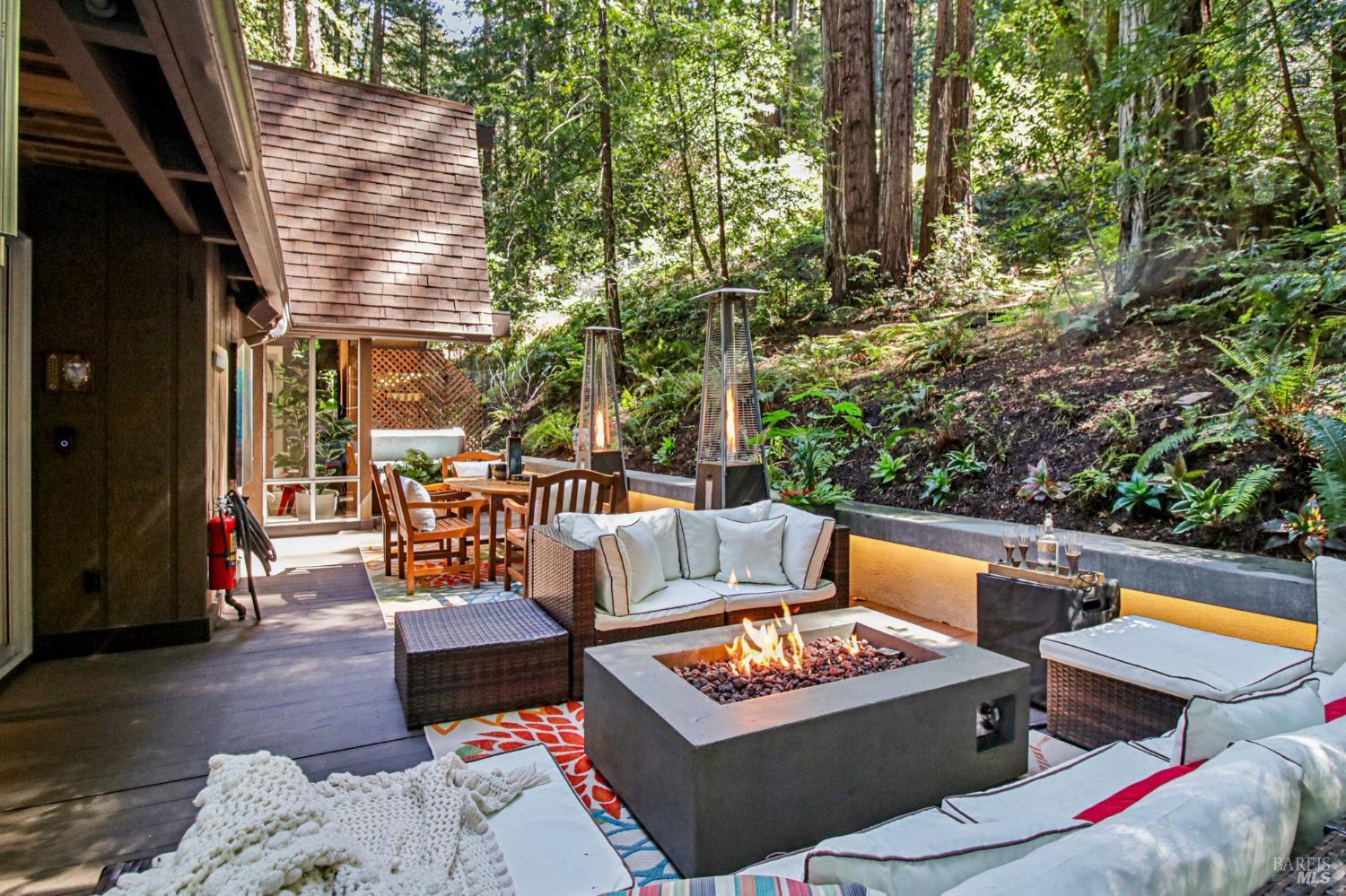 391 San Geronimo Valley Drive