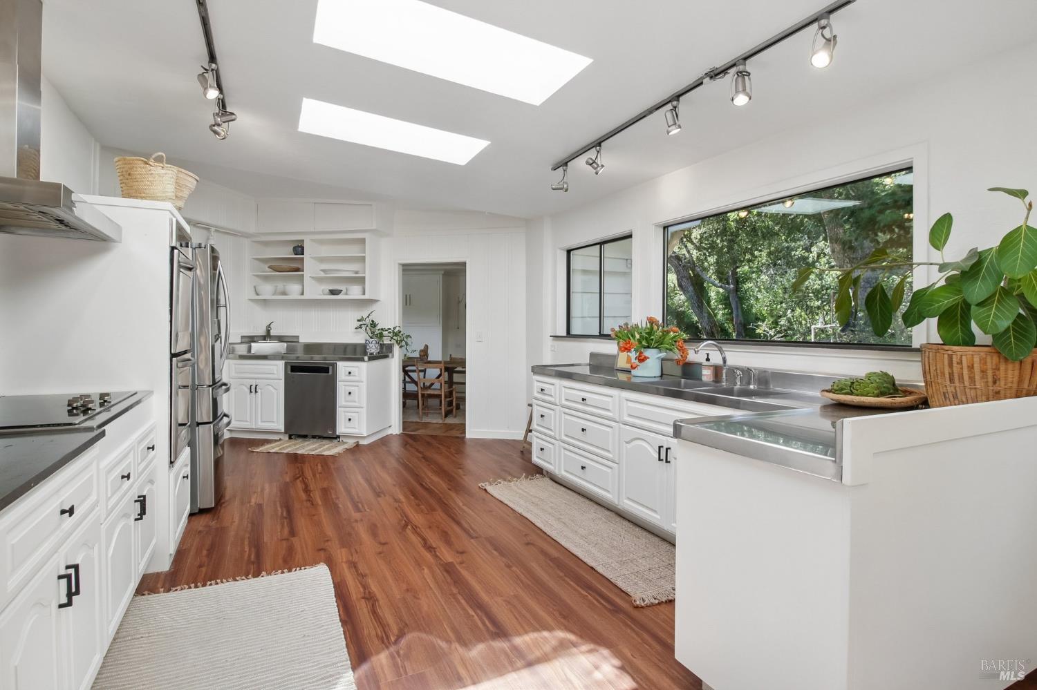 160 E Cintura Avenue