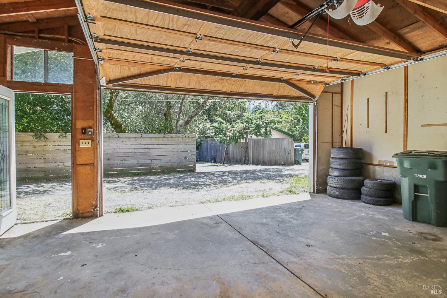 160 E Cintura Avenue