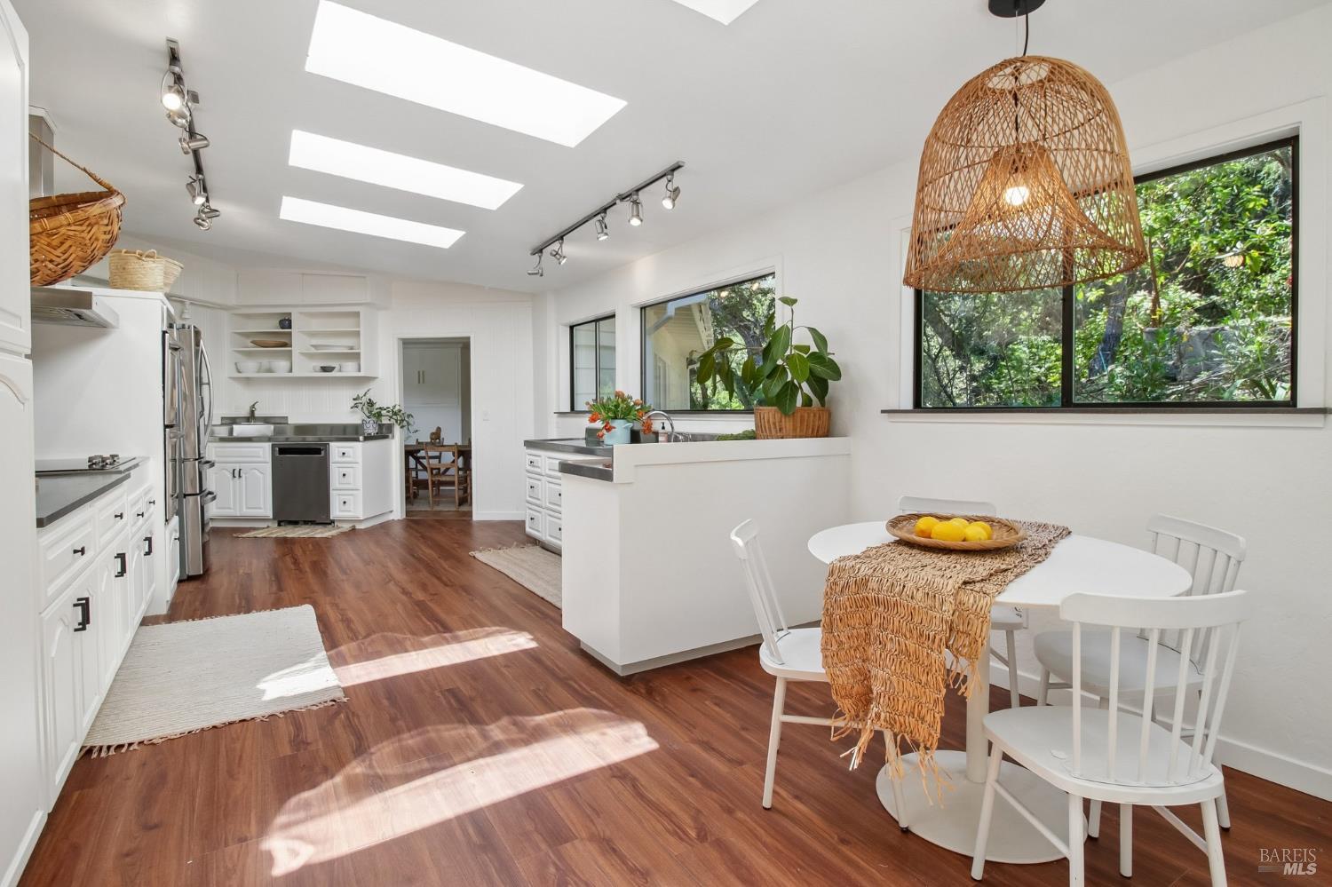 160 E Cintura Avenue