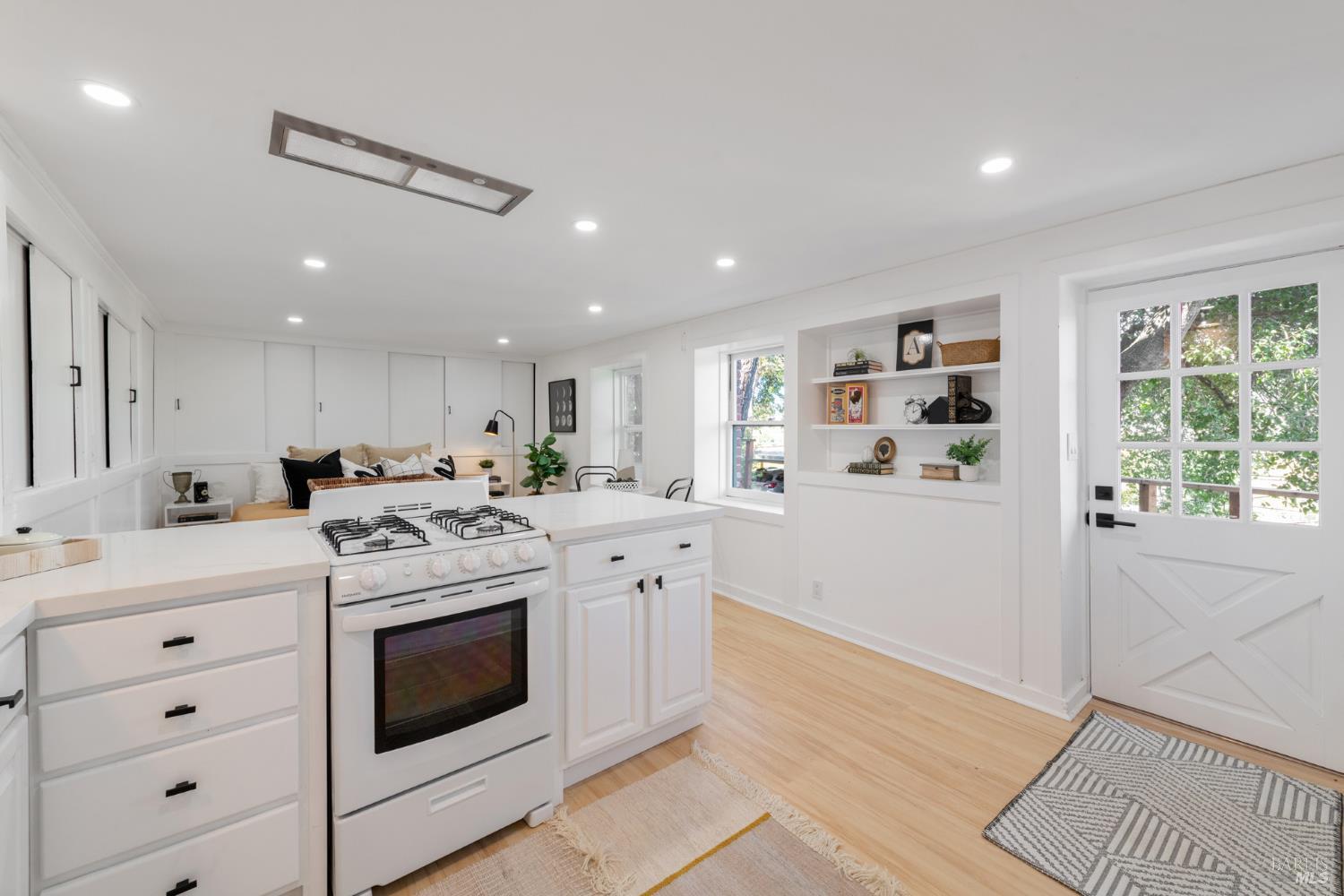 51 Martens Boulevard