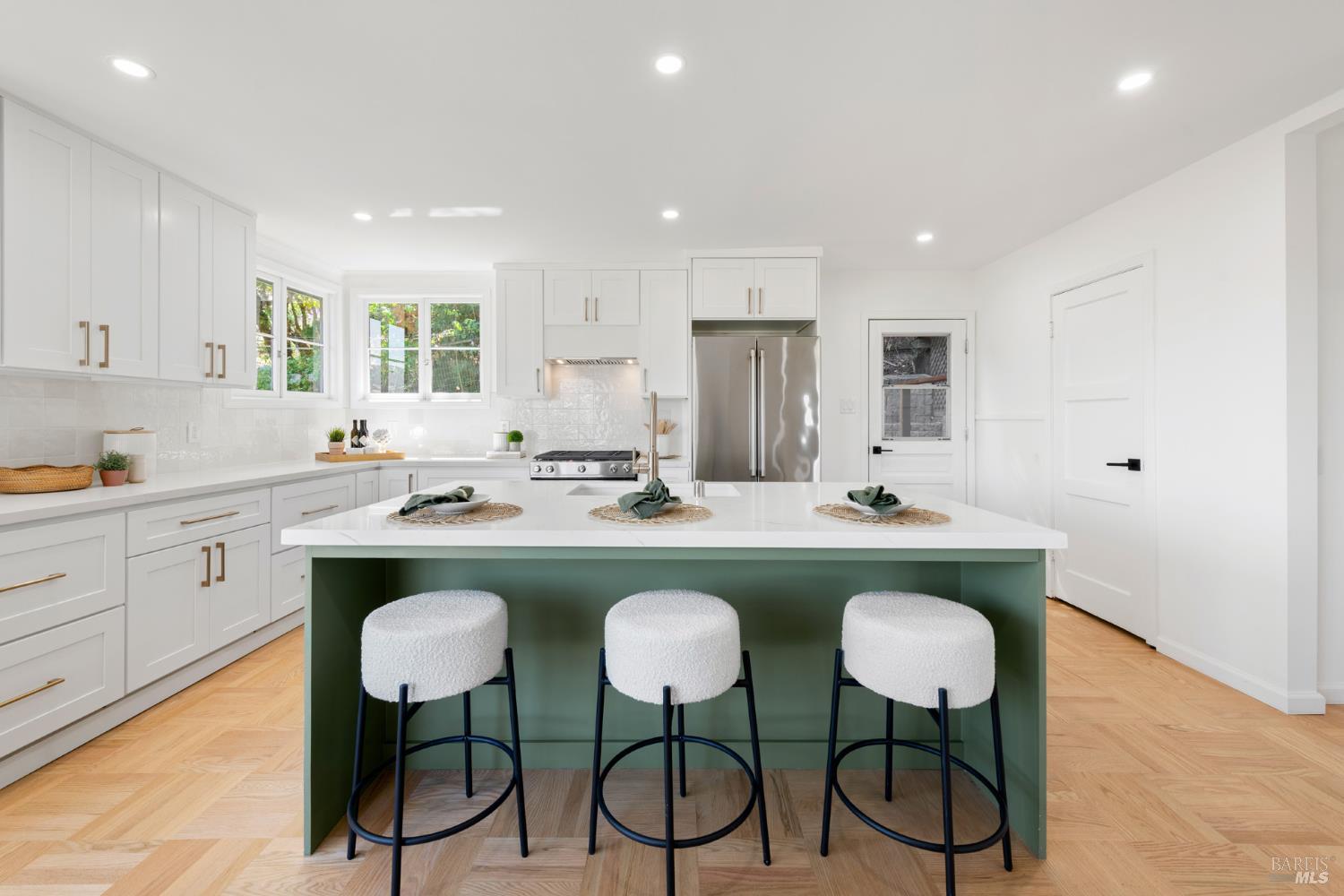 51 Martens Boulevard