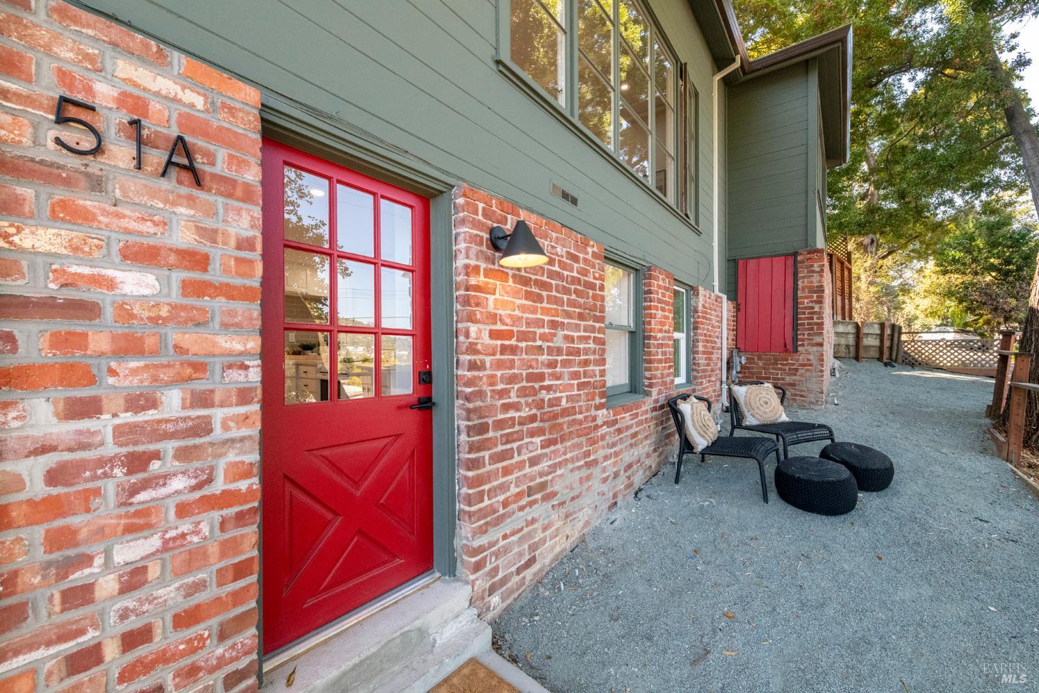 51 Martens Boulevard