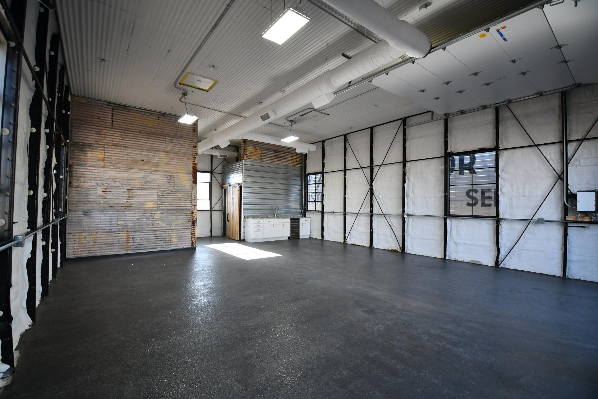 1150 73 1/2 Avenue NE