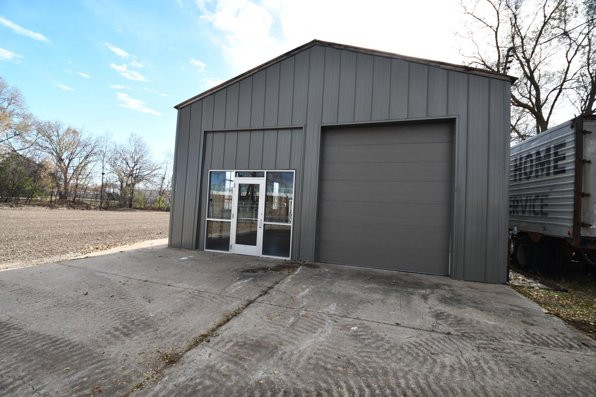 1150 73 1/2 Avenue NE