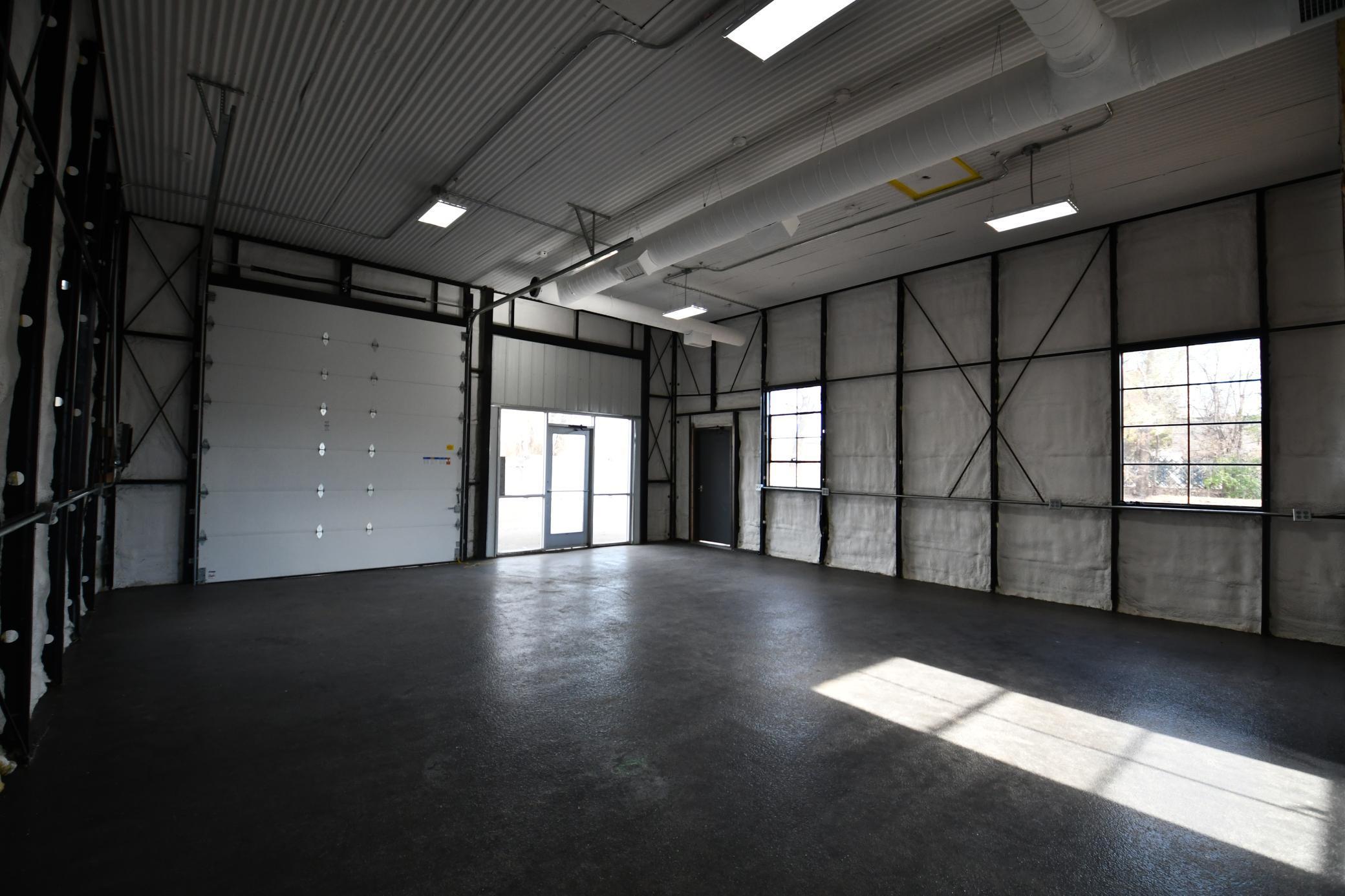 1150 73 1/2 Avenue NE