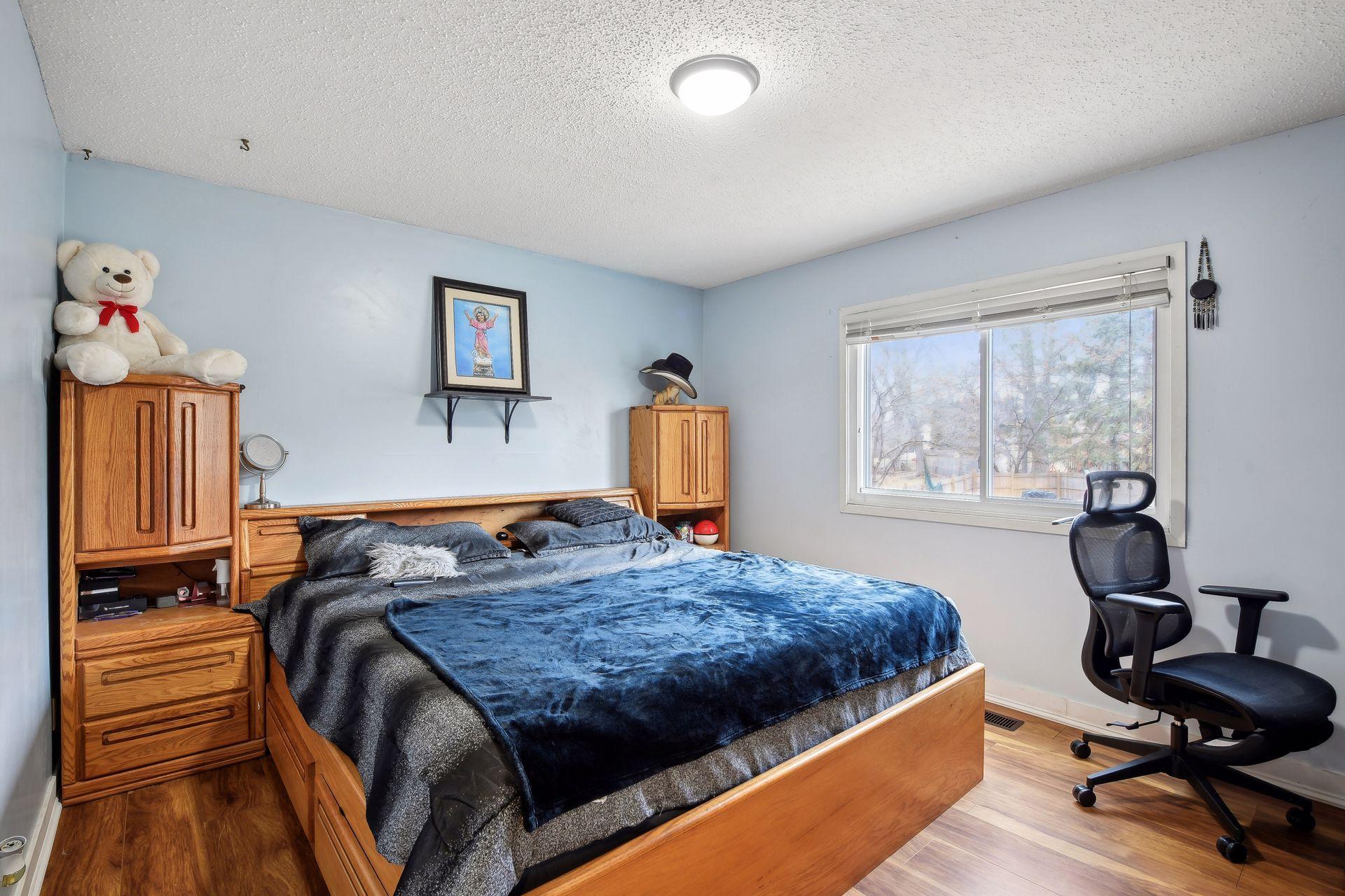 7443 Abbott Avenue N