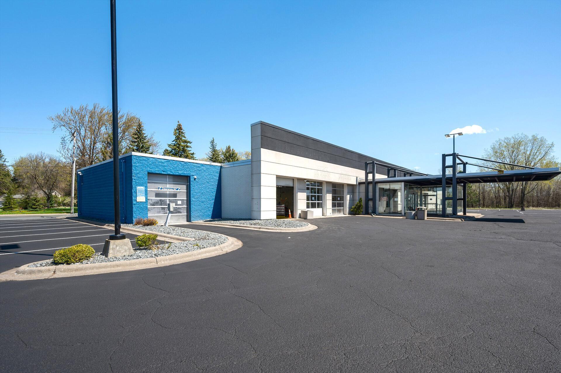 2375 Mounds View Boulevard