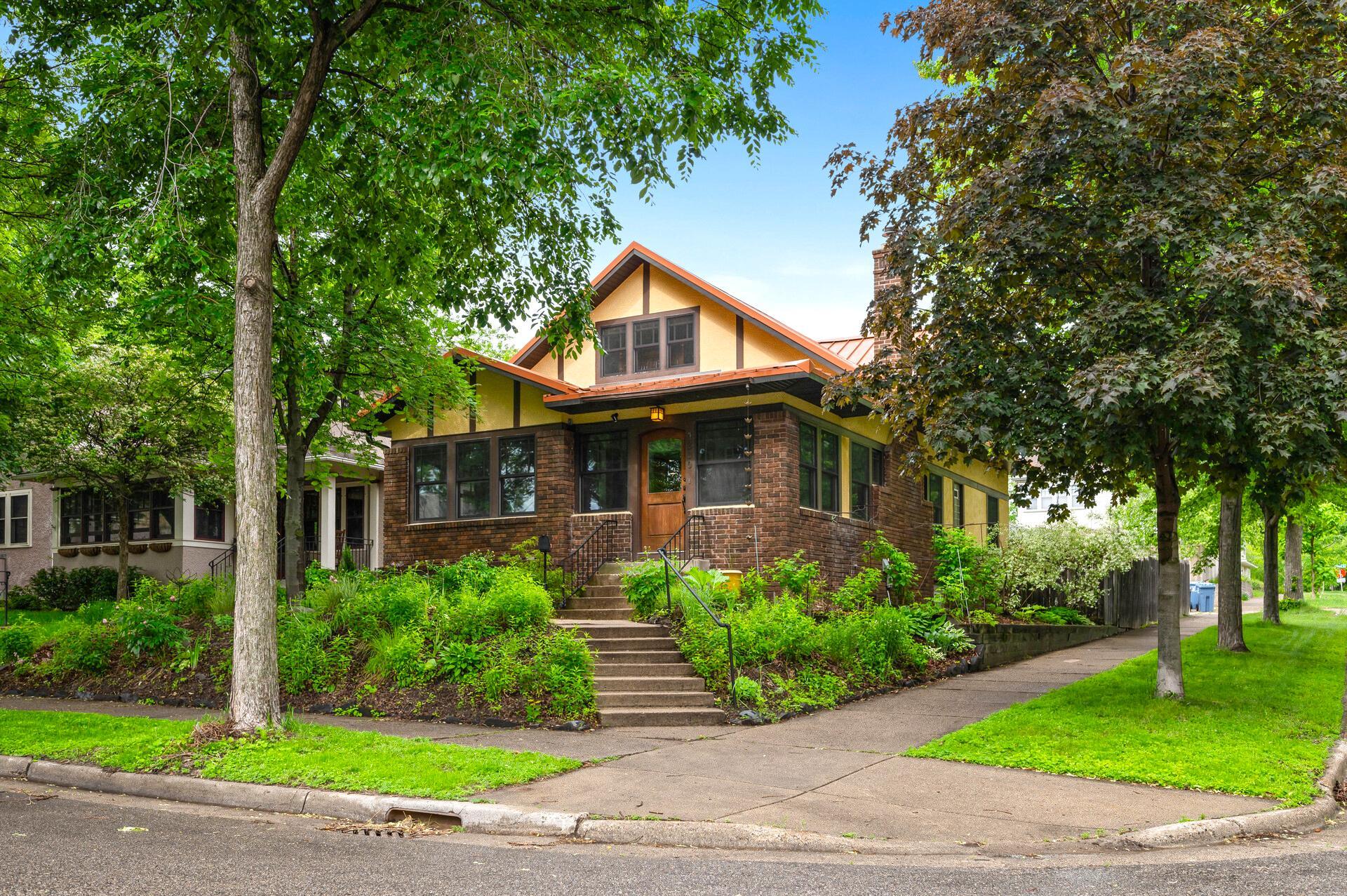4200 Harriet Avenue